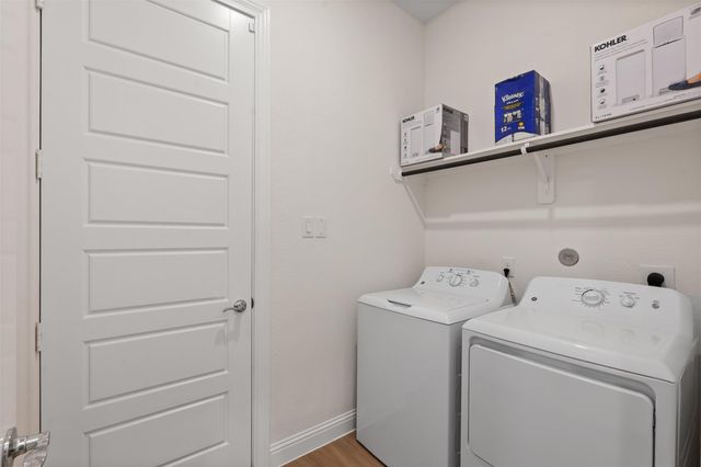 10807 Cloaked Wing Court, Cypress, TX 77433