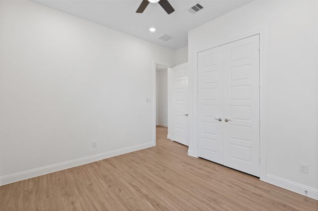 10807 Cloaked Wing Court, Cypress, TX 77433