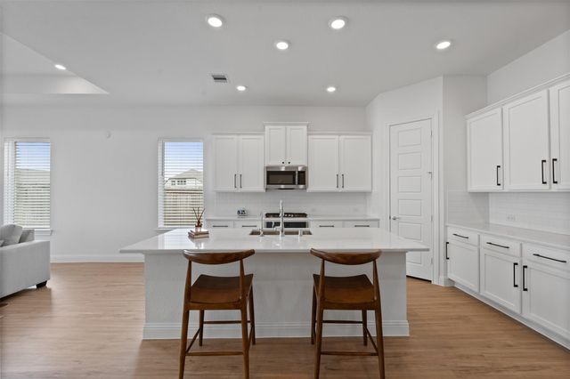 10807 Cloaked Wing Court, Cypress, TX 77433