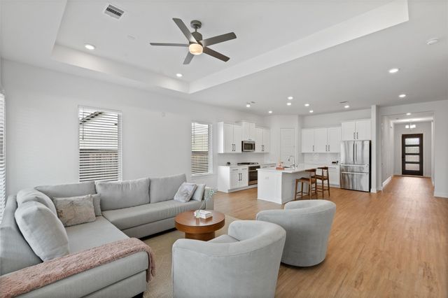 10807 Cloaked Wing Court, Cypress, TX 77433