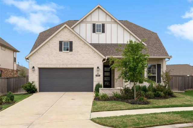 10807 Cloaked Wing Court, Cypress, TX 77433