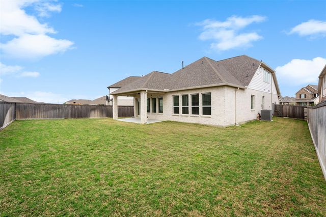 10807 Cloaked Wing Court, Cypress, TX 77433