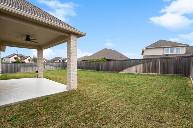 10807 Cloaked Wing Court, Cypress, TX 77433