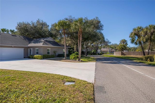 19501 HERITAGE OAK BOULEVARD, Port Charlotte, FL 33948