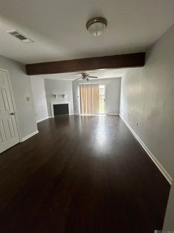 8736 Elvin Dr, Baton Rouge, LA 70820