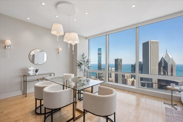 401 N Wabash Avenue 57F, Chicago, IL 60611