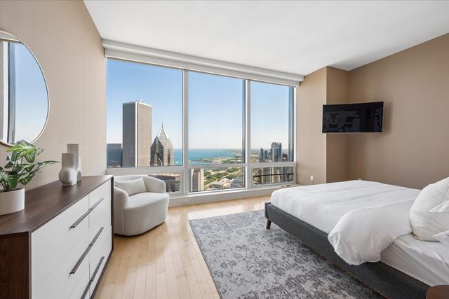 401 N Wabash Avenue 57F, Chicago, IL 60611
