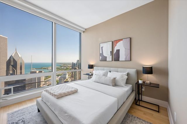 401 N Wabash Avenue 57F, Chicago, IL 60611