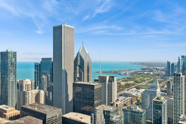 401 N Wabash Avenue 57F, Chicago, IL 60611