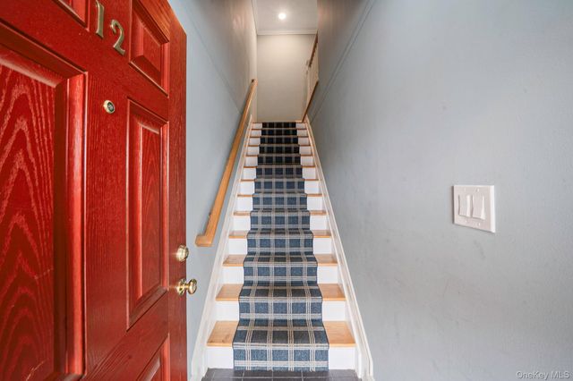 12 Greenmeadow Drive 12, Babylon, NY 11702