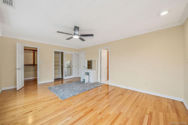12 Greenmeadow Drive 12, Babylon, NY 11702