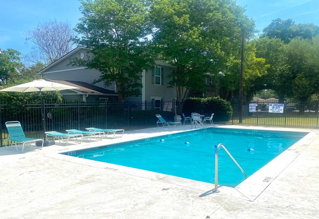 1402 Camp Road 6c, Charleston, SC 29412