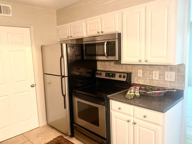 1402 Camp Road 6c, Charleston, SC 29412