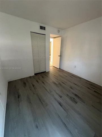 7430 SW 59th Ct B9, South Miami, FL 33143
