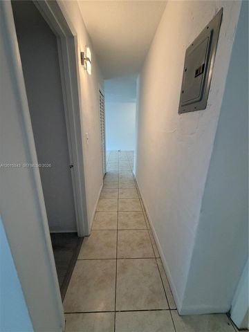 7430 SW 59th Ct B9, South Miami, FL 33143