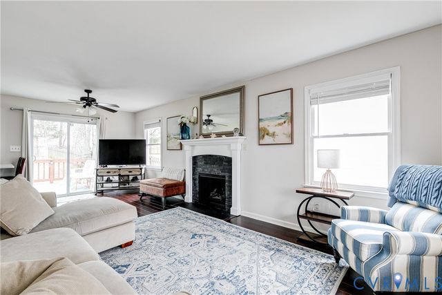 7835 Halyard Ct, Chesterfield, VA 23832