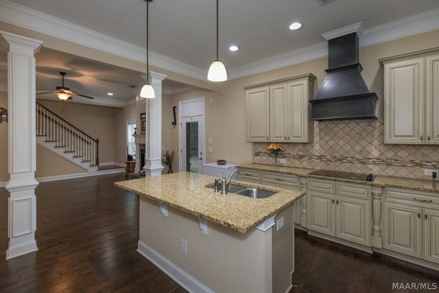 170 SHERWOOD Trail, Wetumpka, AL 36093