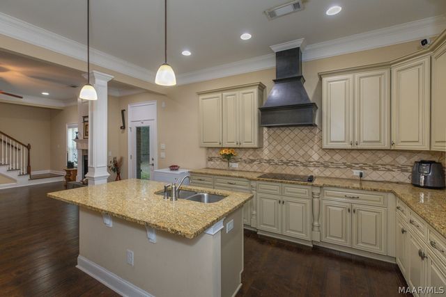 170 SHERWOOD Trail, Wetumpka, AL 36093