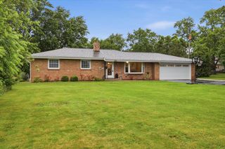 21204 North Cape STREET, Waterford, WI 53182