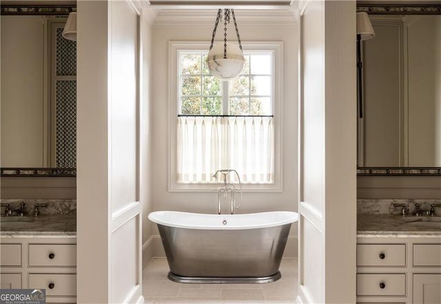 2681 Conns Creek 43, Ball Ground, GA 30107