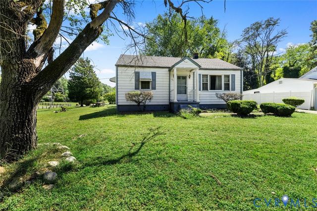 654 Confederate Ave, Petersburg, VA 23803