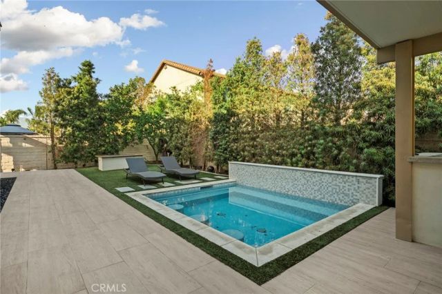 6048 Fuji Street, Eastvale, CA 92880