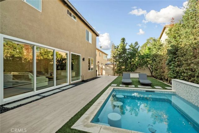 6048 Fuji Street, Eastvale, CA 92880