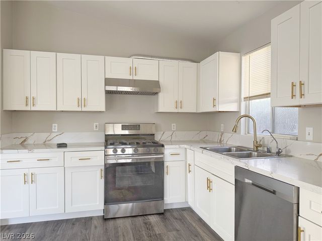 9362 Santa Fe Rose Street, Las Vegas, NV 89123