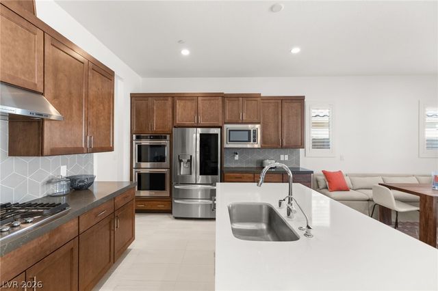 598 Desert Bluebell Court, Henderson, NV 89011