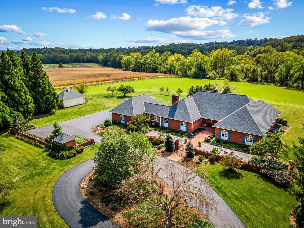 1211 BELFAST RD, Sparks Glencoe, MD 21152
