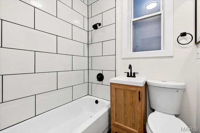 4045 Russell Boulevard 1, St Louis, MO 63110