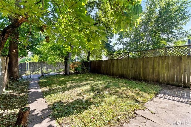 4045 Russell Boulevard 1, St Louis, MO 63110