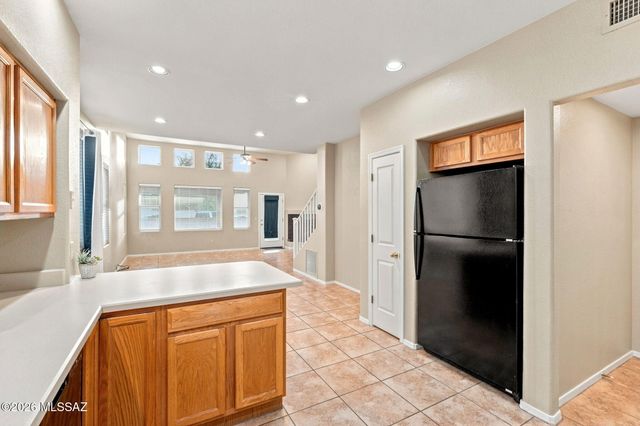 5104 E Calle Vista De Colores, Tucson, AZ 85711