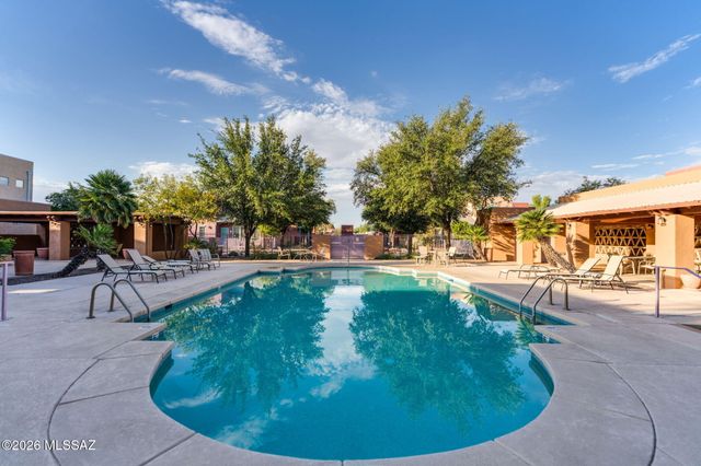5104 E Calle Vista De Colores, Tucson, AZ 85711