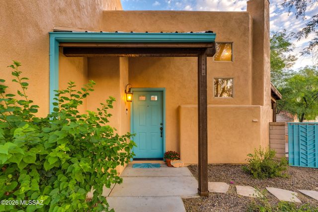 5104 E Calle Vista De Colores, Tucson, AZ 85711
