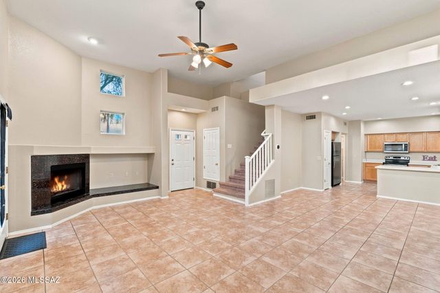 5104 E Calle Vista De Colores, Tucson, AZ 85711
