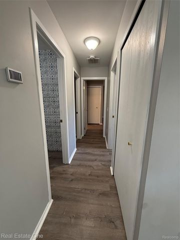 403 Water Tower Circle 92, Brighton, MI 48116