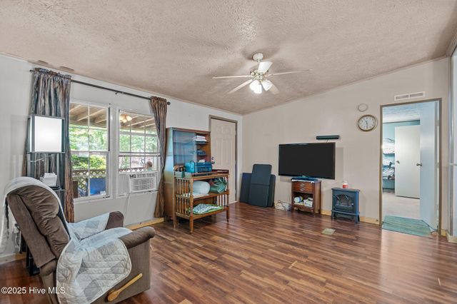 515 Mohawk Road, Southport, NC 28461