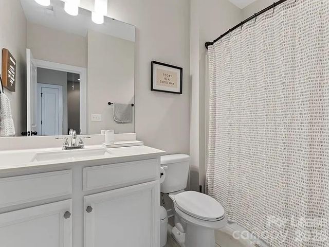 133 Capital Avenue E, Mooresville, NC 28117