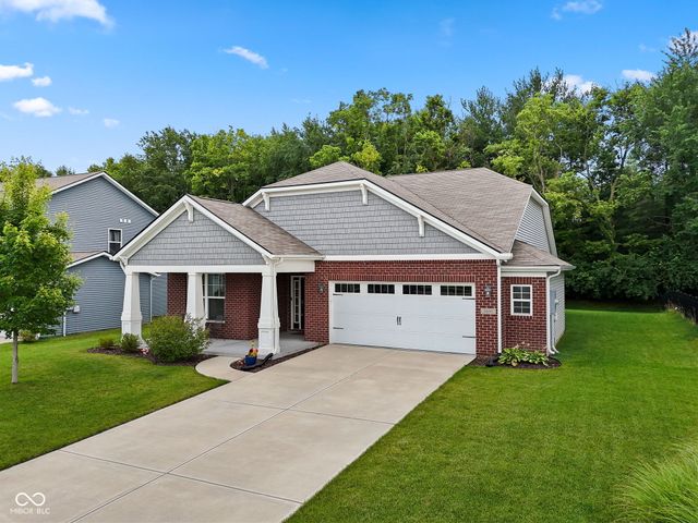 5691 Grosbeak Drive, Greenwood, IN 46143