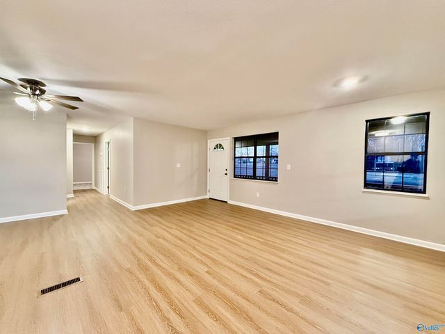 179 Hooper Drive, Boaz, AL 35956