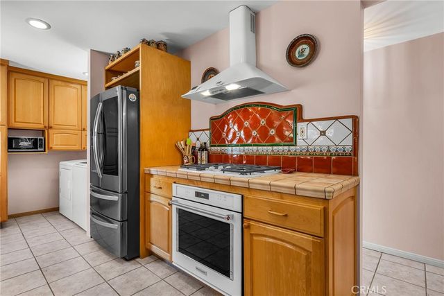 1350 244th, Harbor City, CA 90710