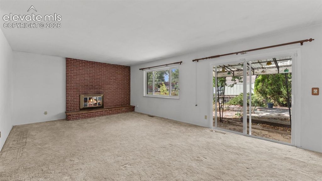 2204 Warwick Lane, Colorado Springs, CO 80909 — photo 3