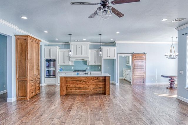 2548 Estates Drive, Goldsby, OK 73093