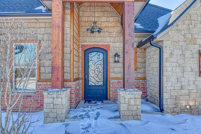 2548 Estates Drive, Goldsby, OK 73093