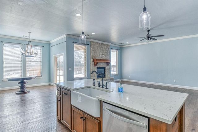 2548 Estates Drive, Goldsby, OK 73093