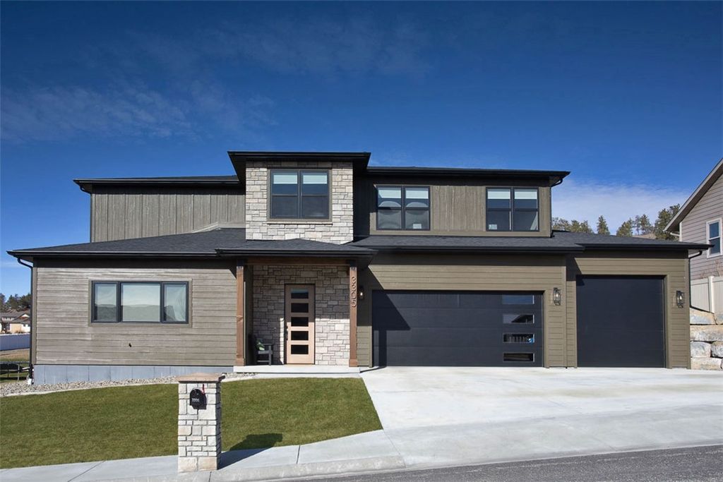 3305 Castle Pines Drive, Billings, MT 59101