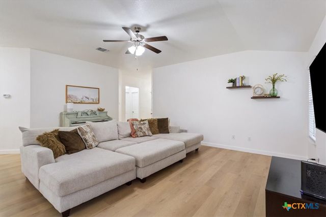 5647 Stonehaven Drive, Temple, TX 76502