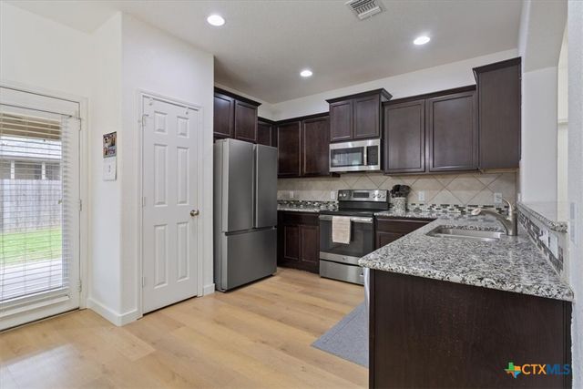 5647 Stonehaven Drive, Temple, TX 76502