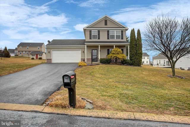 3552 MOUNTAIN SHADOW GARTH, Fayetteville, PA 17222